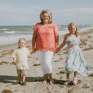 Meet your Posher, Joy